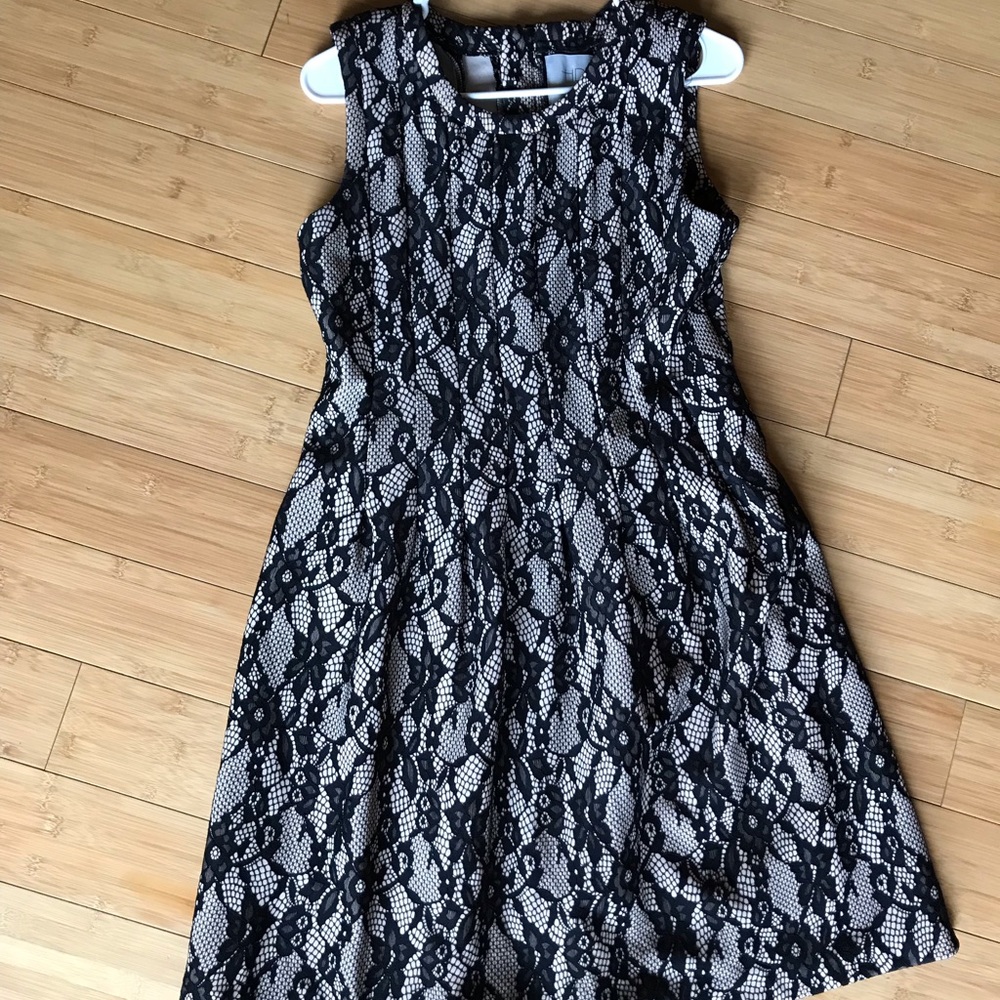 Black lace a-line, to the knee